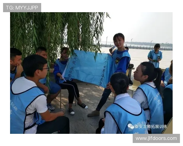 助攻内托展现团队默契吉滕斯坚信训练成果将助力更好表现